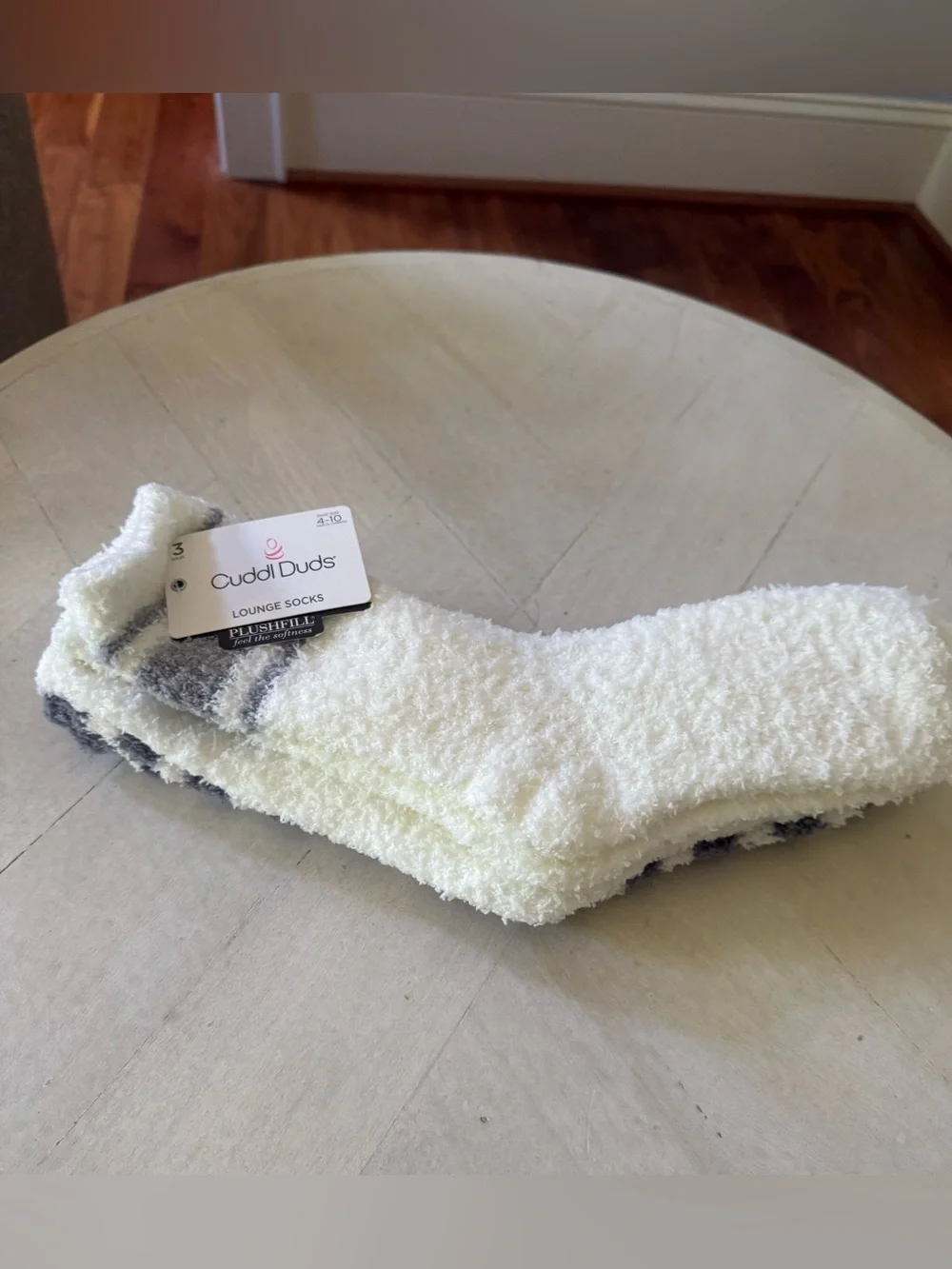 NWT Cuddl Duds 3 Pack Lounge Socks Size 4-10 🩶🩶🩶
